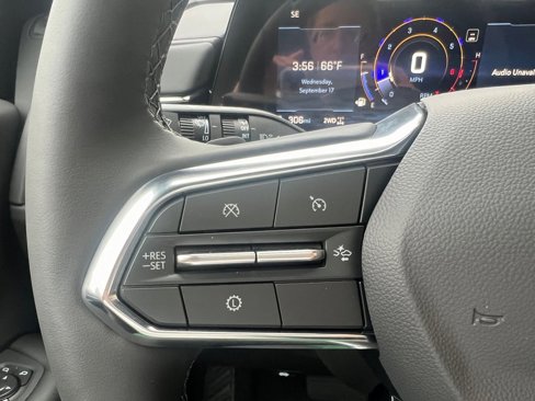 New 2025 Chevrolet Suburban Z71 w/ Comfort Package image 10