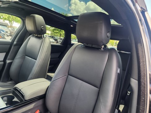 Used 2025 Land Rover Range Rover Velar S image 21