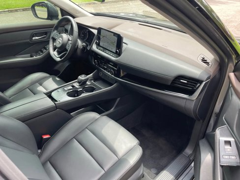 Used 2022 Nissan Rogue SL w/ SL Premium Package image 14