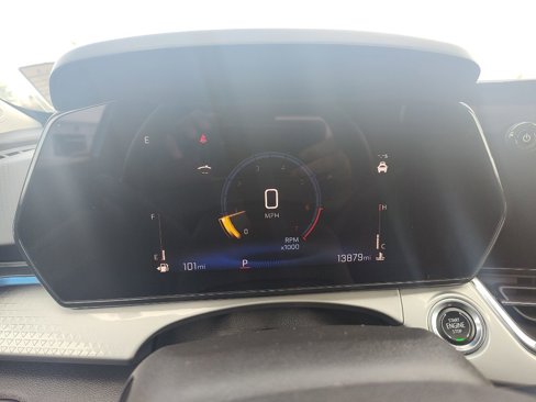Used 2025 Chevrolet Trax LT w/ Driver Confidence Package image 16
