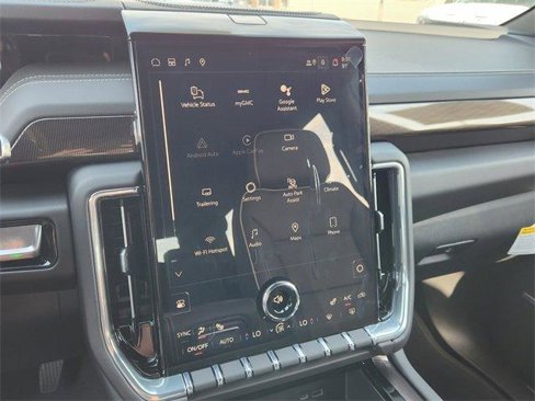 New 2025 GMC Yukon Elevation image 14
