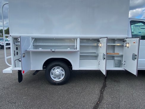 New 2026 Ford E-350 and Econoline 350 Super Duty w/ Power Equipment Group image 4