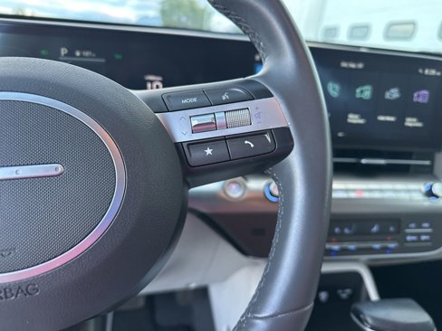 Used 2024 Hyundai Kona SEL image 12