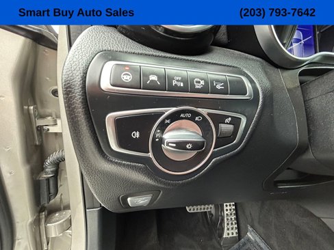Used 2019 Mercedes-Benz GLC 300 4MATIC image 22