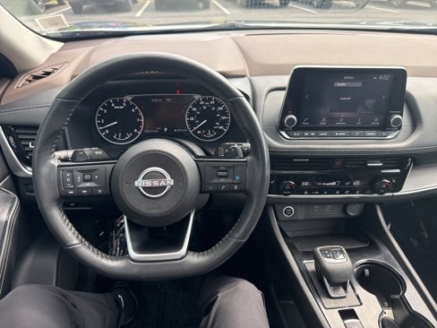 Used 2022 Nissan Rogue SV w/ SV Premium Package image 27