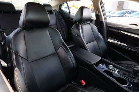 Used 2020 Nissan Maxima 3.5 SV w/ Floor Mat Group image 16