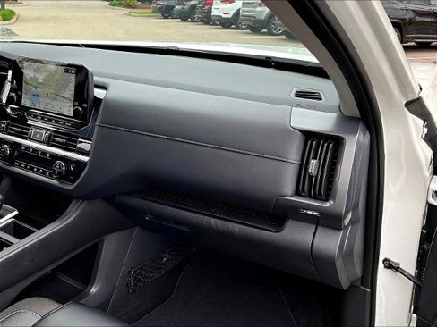 Certified 2024 Nissan Pathfinder SL w/ SL Premium Package image 13