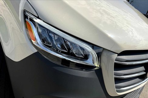 New 2025 Mercedes-Benz Sprinter 2500 image 13