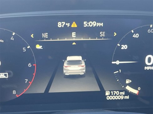 New 2025 Mitsubishi Outlander SE image 30