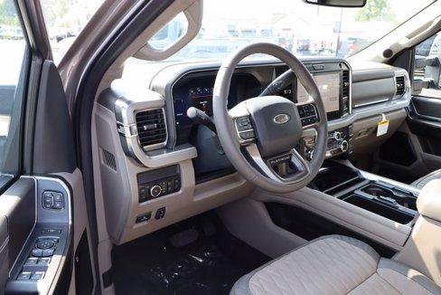New 2026 Ford F350 Platinum w/ Platinum Plus Package image 4