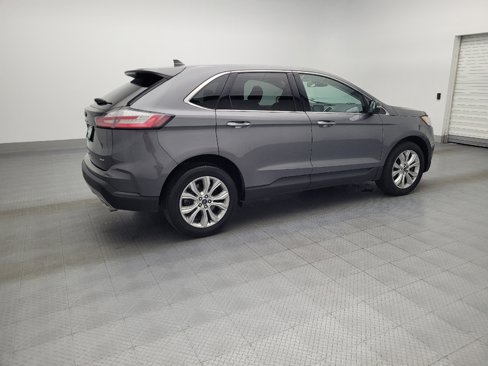 Used 2022 Ford Edge Titanium image 10