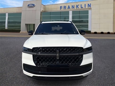 New 2025 Lincoln Navigator L Reserve w/ Jet Appearance Package image 2