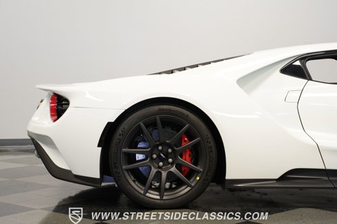 Used 2017 Ford GT image 32
