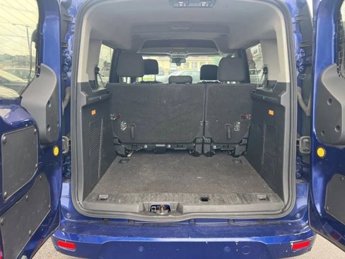 Used 2018 Ford Transit Connect XLT image 26