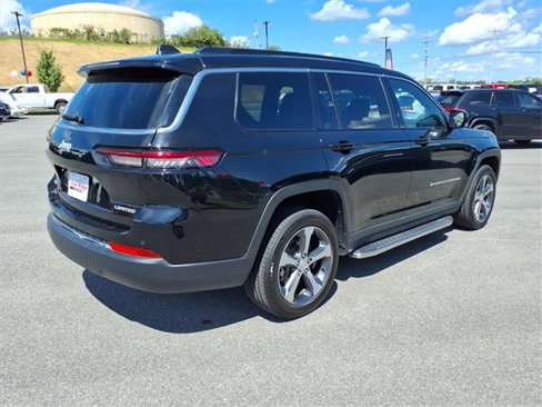 Used 2024 Jeep Grand Cherokee L Limited image 4