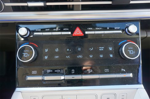 Used 2025 Hyundai Santa Fe Calligraphy image 13