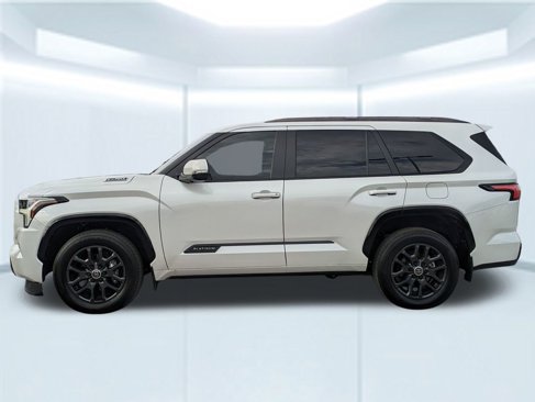 Used 2024 Toyota Sequoia Platinum image 2
