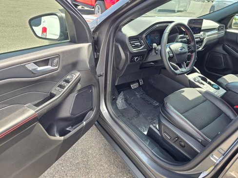Used 2024 Ford Escape ST-Line image 21