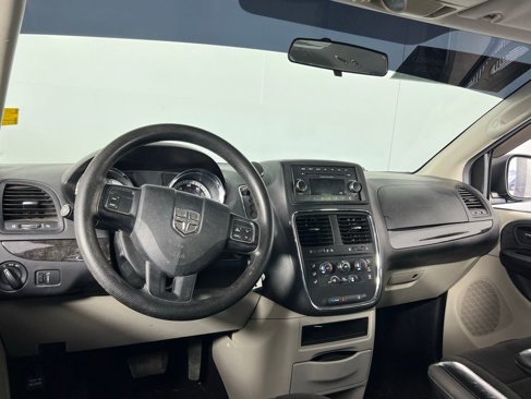 Used 2013 Dodge Grand Caravan SE image 17