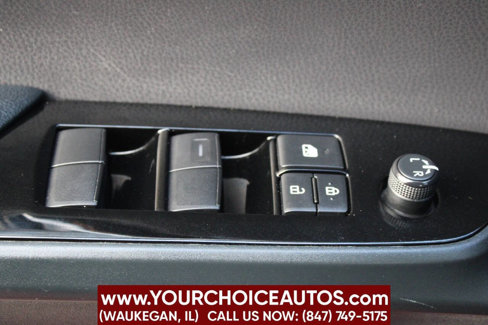 Used 2021 Toyota Prius image 32