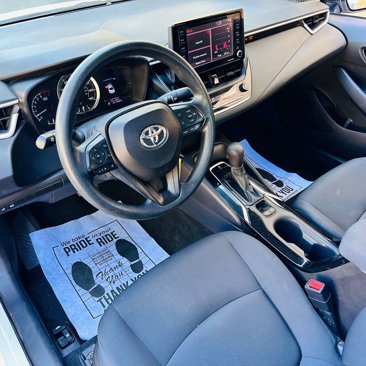 Used 2022 Toyota Corolla LE image 20