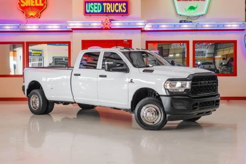 Used 2023 RAM 3500 Tradesman image 1