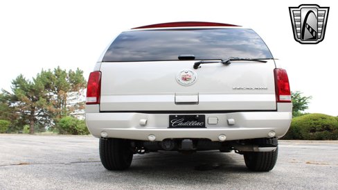Used 2005 Cadillac Escalade AWD image 6