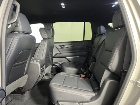 New 2026 Chevrolet Traverse Z71 w/ Enhanced Driving Package image 10