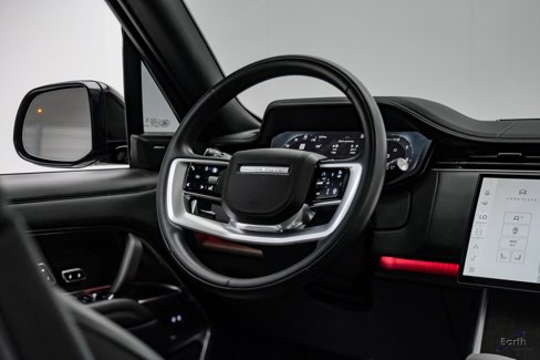 Used 2024 Land Rover Range Rover SE image 38
