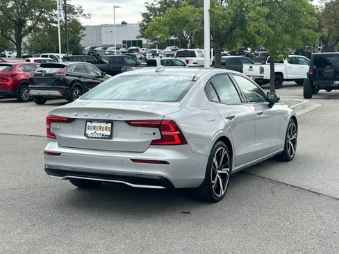 Used 2024 Volvo S60 B5 Plus image 3