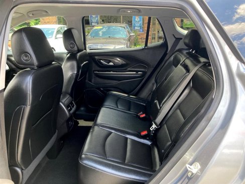 Used 2023 GMC Terrain SLT image 15