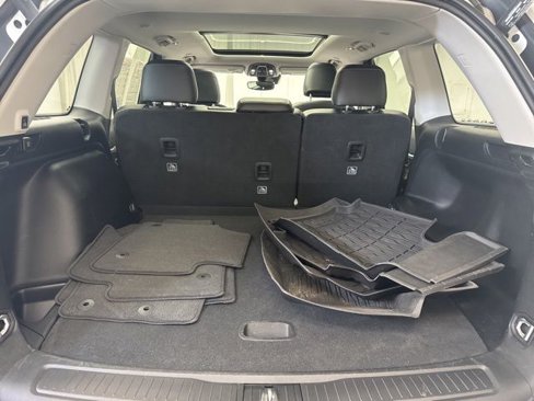 Used 2022 Jeep Grand Cherokee Limited image 6