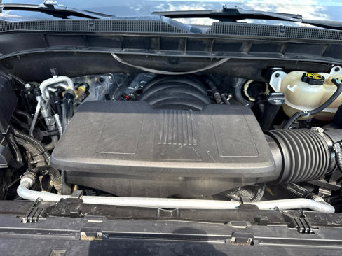 Used 2021 Chevrolet Tahoe Z71 w/ Z71 Signature Package image 32