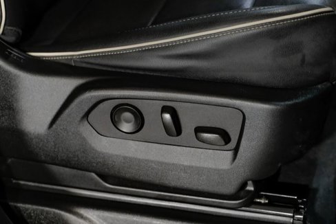 Used 2022 Chevrolet Suburban Premier image 40
