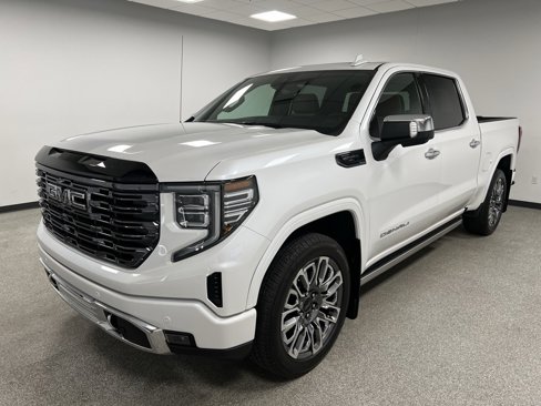 Used 2025 GMC Sierra 1500 Denali Ultimate image 5