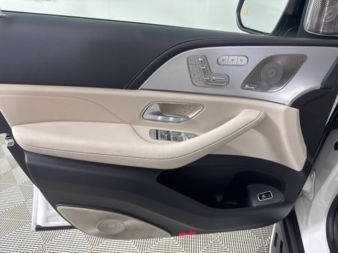 New 2026 Mercedes-Benz GLS 63 AMG 4MATIC image 12