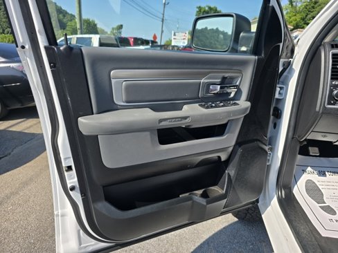 Used 2018 RAM 1500 Big Horn image 12