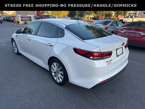 Used 2018 Kia Optima S image 3