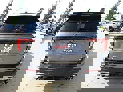 New 2025 Ford Explorer Platinum w/ Ultimate Package image 5