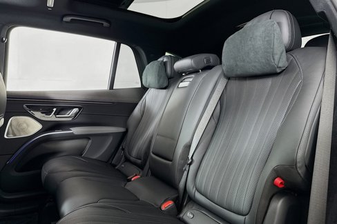 New 2026 Mercedes-Benz EQS 400 4MATIC SUV image 7