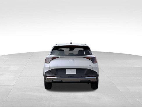 New 2026 Kia Sportage S image 5