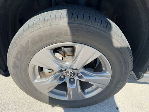 Used 2025 Toyota RAV4 XLE image 7