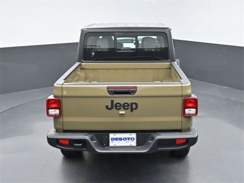 New 2025 Jeep Gladiator Sport image 38