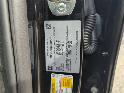 Certified 2025 Chevrolet Suburban High Country w/ Sun And Tow Package image 34