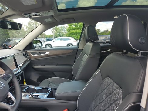New 2026 Volkswagen Atlas SEL Premium R-Line image 16