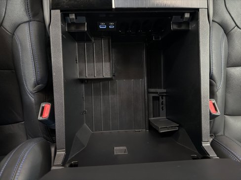 Used 2024 Toyota Tundra Platinum image 23