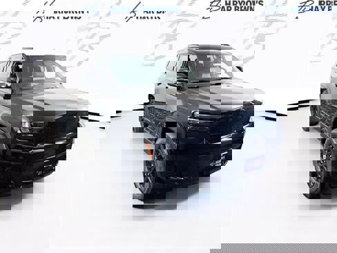 New 2025 Jeep Grand Cherokee L Altitude image 28