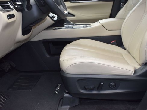 Certified 2025 INFINITI QX60 Pure image 12