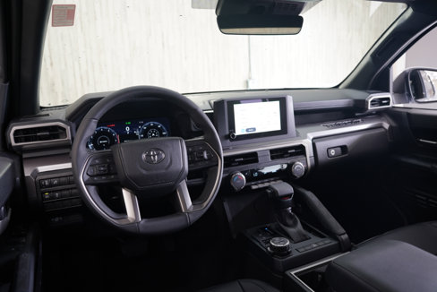 Used 2025 Toyota Tacoma TRD Off-Road image 11