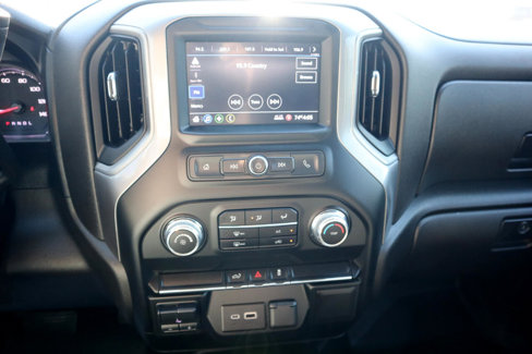 Used 2022 GMC Sierra 2500 Pro w/ Convenience Package image 11